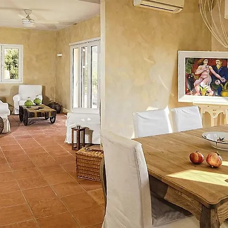 Ribbons Villa